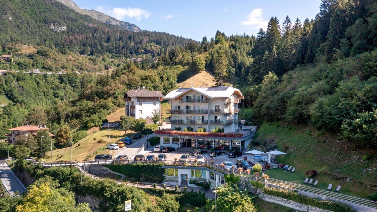 Hotel Fontanella Molveno Exteriér fotografie