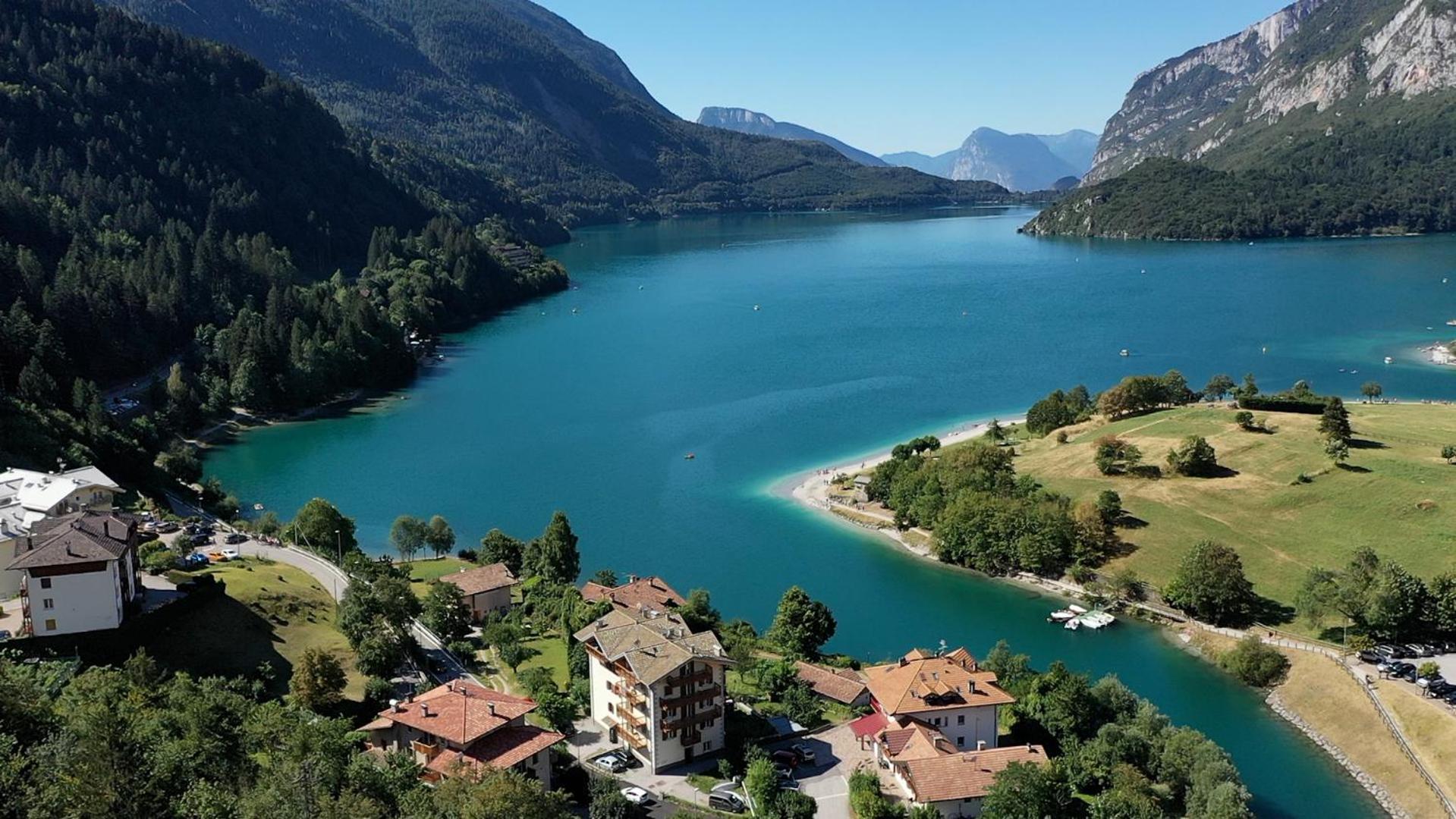 Hotel Fontanella Molveno Exteriér fotografie